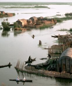 wk17-AUG-books-arab-marshes
